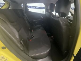 RENAULT CLIO 1.2 16V Dynamique MediaNav Hatchback 5dr Petrol Manual Euro 5 (7