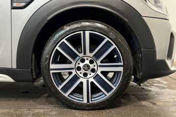 MINI COUNTRYMAN 1.5 Cooper Exclusive SUV 5dr Petrol Steptronic Euro 6 (s/s) (136