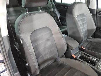 VOLKSWAGEN GOLF 2.0 TDI BlueMotion Tech GT Estate 5dr Diesel DSG Euro 6 (s/s) (1