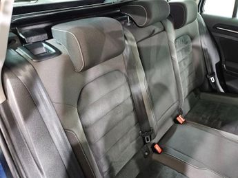 VOLKSWAGEN GOLF 2.0 TDI BlueMotion Tech GT Estate 5dr Diesel DSG Euro 6 (s/s) (1