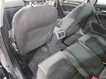 VOLKSWAGEN GOLF 2.0 TDI BlueMotion Tech GT Estate 5dr Diesel DSG Euro 6 (s/s) (1
