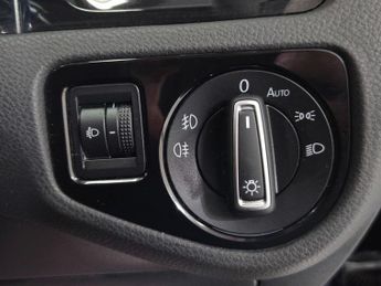 VOLKSWAGEN GOLF 2.0 TDI BlueMotion Tech GT Estate 5dr Diesel DSG Euro 6 (s/s) (1