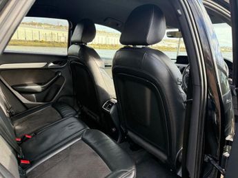 AUDI Q3 2.0 TDI S line Plus SUV 5dr Diesel S Tronic quattro Euro 6 (s/s)