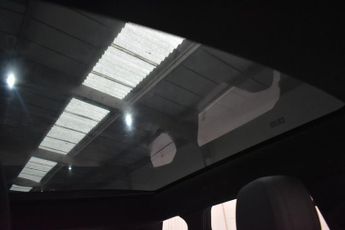 LAND ROVER RANGE ROVER EVOQUE 1.5 P300e 12.2kWh R-Dynamic S SUV 5dr Petrol Plug-in Hybrid Auto