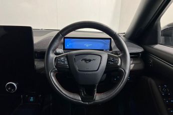 FORD MUSTANG MACH-E Standard Range 70kWh SUV 5dr Electric Automatic AWD (269 ps) Rea