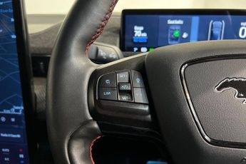 FORD MUSTANG MACH-E Standard Range 70kWh SUV 5dr Electric Automatic AWD (269 ps) Rea