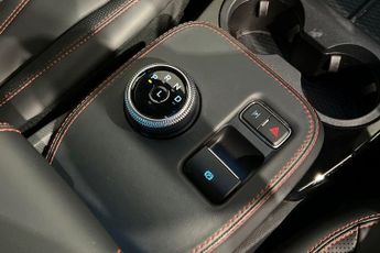 FORD MUSTANG MACH-E Standard Range 70kWh SUV 5dr Electric Automatic AWD (269 ps) Rea