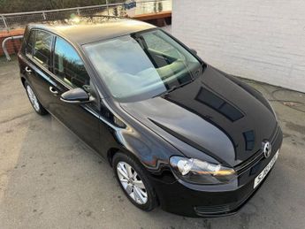 VOLKSWAGEN GOLF 1.6 TDI Match Hatchback 5dr Diesel DSG Euro 5 (105 ps)