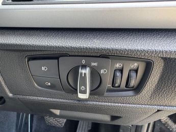 BMW 1 SERIES 1.6 118i Urban Hatchback 5dr Petrol Auto Euro 5 (s/s) (170 ps)