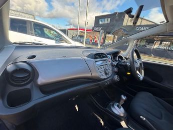 HONDA JAZZ 1.4 i-VTEC ES Hatchback 5dr Petrol i SHIFT Euro 4 (100 ps)