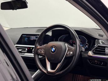 BMW 3 SERIES 2.0 330e 12kWh Sport Pro Touring 5dr Petrol Plug-in Hybrid Auto 