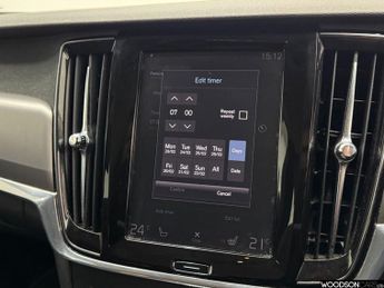 VOLVO V90 2.0 T4 Momentum Plus Estate 5dr Petrol Auto Euro 6 (s/s) (190 ps