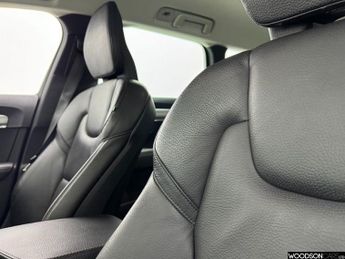 VOLVO V90 2.0 T4 Momentum Plus Estate 5dr Petrol Auto Euro 6 (s/s) (190 ps