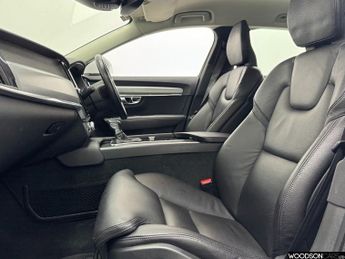 VOLVO V90 2.0 T4 Momentum Plus Estate 5dr Petrol Auto Euro 6 (s/s) (190 ps