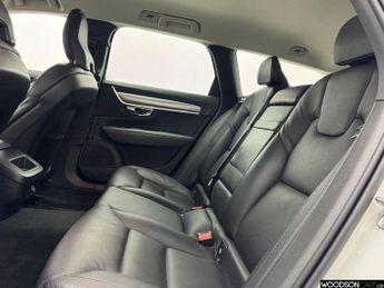 VOLVO V90 2.0 T4 Momentum Plus Estate 5dr Petrol Auto Euro 6 (s/s) (190 ps