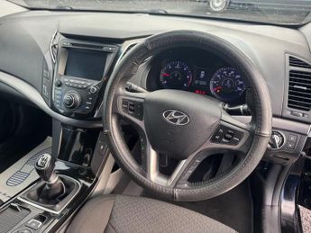 HYUNDAI I40 1.7 CRDi Blue Drive Style Saloon 4dr Diesel Manual Euro 5 (s/s) 