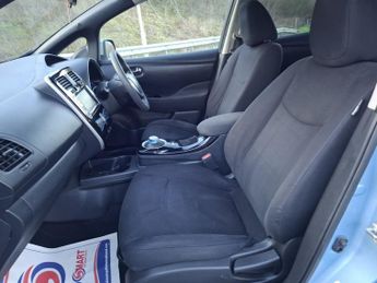 NISSAN LEAF 24kWh Acenta Hatchback 5dr Electric Auto (107 bhp)