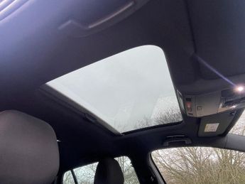 VOLKSWAGEN GOLF 2.0 TSI GPF GTI Performance Hatchback 5dr Petrol DSG Euro 6 (s/s