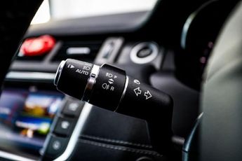 LAND ROVER RANGE ROVER EVOQUE 2.0 TD4 Landmark SUV 5dr Diesel Auto 4WD Euro 6 (s/s) (180 ps)