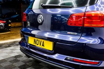 VOLKSWAGEN TIGUAN 2.0 TDI BlueMotion Tech R-Line Edition SUV 5dr Diesel DSG 4WD Eu