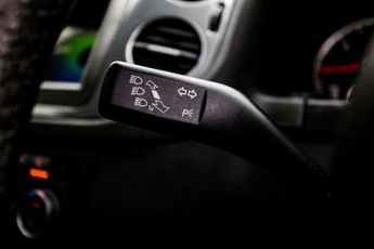 VOLKSWAGEN TIGUAN 2.0 TDI BlueMotion Tech R-Line Edition SUV 5dr Diesel DSG 4WD Eu