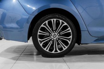 TOYOTA COROLLA 1.8 VVT-h Design Touring Sports 5dr Petrol Hybrid CVT Euro 6 (s/
