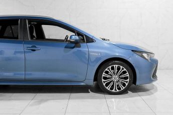 TOYOTA COROLLA 1.8 VVT-h Design Touring Sports 5dr Petrol Hybrid CVT Euro 6 (s/