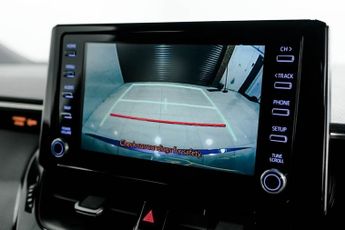 TOYOTA COROLLA 1.8 VVT-h Design Touring Sports 5dr Petrol Hybrid CVT Euro 6 (s/