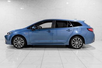 TOYOTA COROLLA 1.8 VVT-h Design Touring Sports 5dr Petrol Hybrid CVT Euro 6 (s/