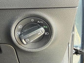 SKODA KAROQ 1.5 TSI Edition SUV 5dr Petrol DSG Euro 6 (s/s) (150 ps)