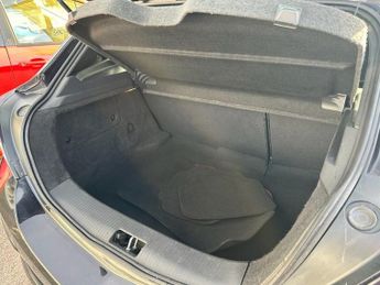 VAUXHALL ASTRA 1.8i 16v SRi Sport Hatch 3dr Petrol Manual (175 g/km, 138 bhp)