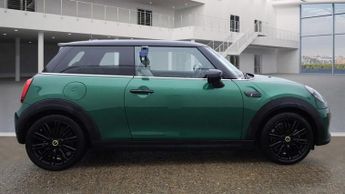 MINI Electric Hatch Cooper SE 32.6kWh Level 3 Hatchback 3dr Electric Auto (184 ps)