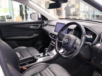 MG MG HS 1.5 T-GDI 16.6kWh Exclusive SUV 5dr Petrol Plug-in Hybrid Auto E