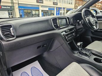 KIA SPORTAGE AUTOMATIC 1.6 T-GDi GT-Line SUV 5dr Petrol DCT AWD Euro 6 (174 b