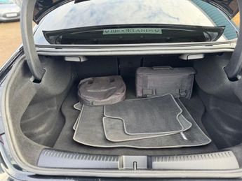 MERCEDES-BENZ CLA 1.3 CLA250e 15.6kWh AMG Line (Premium Plus) Coupe 4dr Cosmos Bla