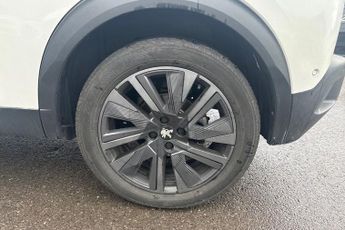 PEUGEOT E-2008 50kWh GT Premium SUV 5dr Electric Auto (136 ps) Reverse Camera, 