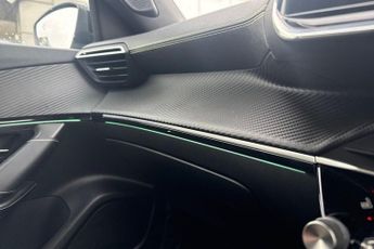 PEUGEOT E-2008 50kWh GT Premium SUV 5dr Electric Auto (136 ps) Reverse Camera, 