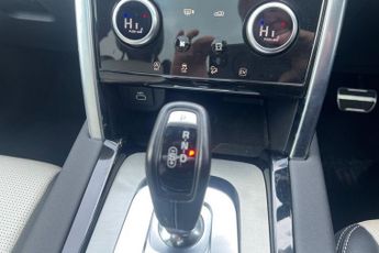 LAND ROVER DISCOVERY SPORT 1.5 P300e 12.2kWh Urban Edition SUV 5dr Petrol Plug-in Hybrid Au