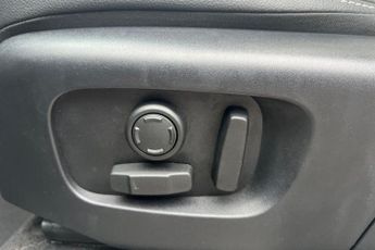 LAND ROVER DISCOVERY SPORT 1.5 P300e 12.2kWh Urban Edition SUV 5dr Petrol Plug-in Hybrid Au