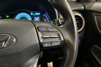 HYUNDAI KONA 64kWh Premium SUV 5dr Electric Auto (7kW Charger) (204 ps) Rear 