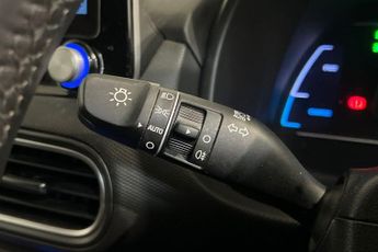 HYUNDAI KONA 64kWh Premium SUV 5dr Electric Auto (7kW Charger) (204 ps) Rear 