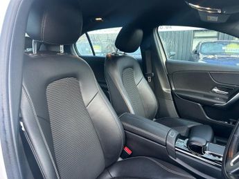 MERCEDES-BENZ A-CLASS 1.5 A180d Sport (Executive) Hatchback 5dr Diesel 7G-DCT Euro 6 (