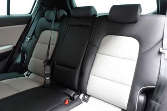 KIA SPORTAGE 1.6 T-GDi GT-Line SUV 5dr Petrol DCT AWD Euro 6 (s/s) (174 bhp)