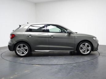 AUDI A1 1.0 TFSI 30 S line Sportback 5dr Petrol S Tronic Euro 6 (s/s) (1