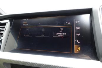 AUDI A1 1.0 TFSI 30 S line Sportback 5dr Petrol S Tronic Euro 6 (s/s) (1