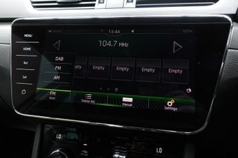 SKODA SUPERB 2.0 TSI SE L Executive Hatchback 5dr Petrol DSG 4WD Euro 6 (s/s)