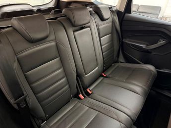 FORD KUGA 2.0 TDCi Titanium X SUV 5dr Diesel Powershift Euro 6 (120 ps)