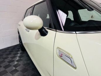 MINI CLUBMAN 2.0 Cooper S Estate 6dr Petrol Auto Euro 6 (s/s) (192 ps)
