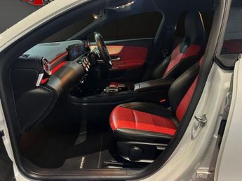 MERCEDES-BENZ CLA 1.3 CLA250e 15.6kWh AMG Line (Premium) Coupe 4dr Petrol Plug-in 