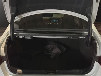 MERCEDES-BENZ CLA 1.3 CLA250e 15.6kWh AMG Line (Premium) Coupe 4dr Petrol Plug-in 